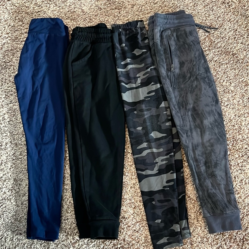 4pair of legging/joggers